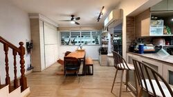 Blk 327 Jurong East Street 31 (Jurong East), HDB Executive #611855431